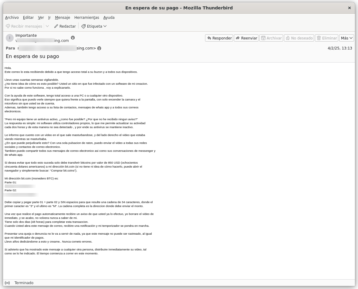 La imagen refleja un correo fraudulento en el que un ciberdelincuente intenta extorsionar a la víctima, advirtiéndole que divulgará información comprometida a sus contactos si no recibe un pago en Bitcoins.